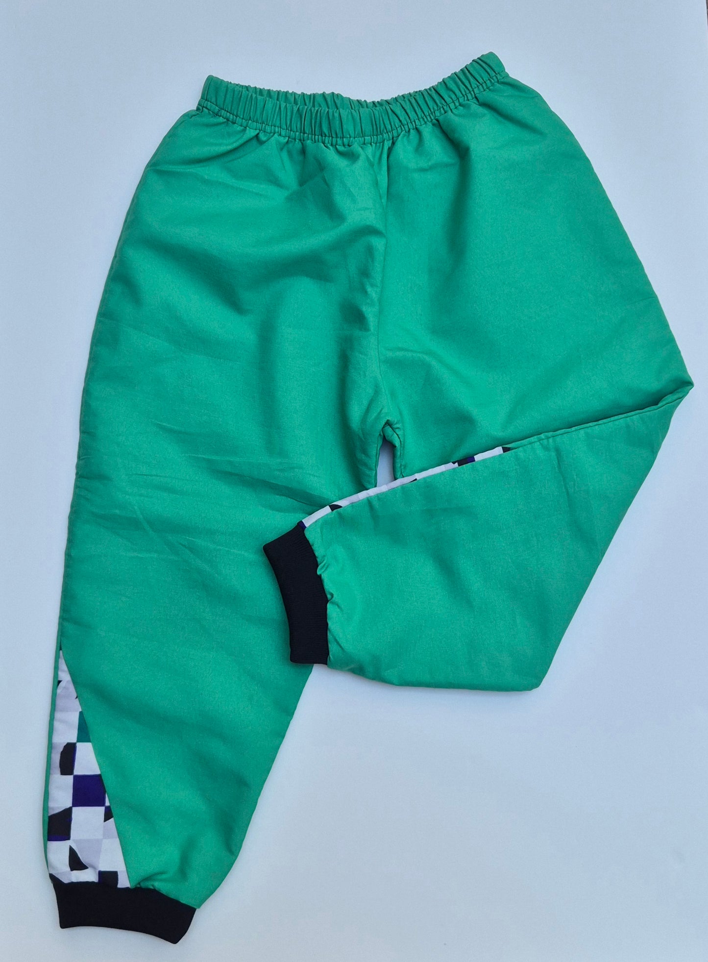 Mikava lange sportbroek – maat 104 | 3 - 4 jaar