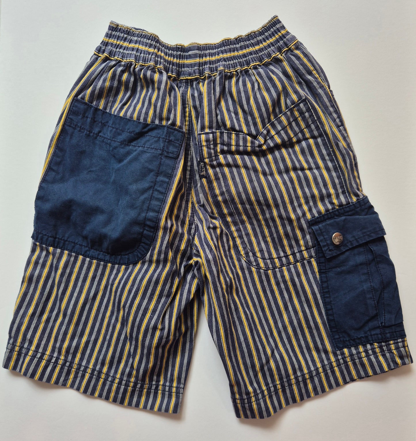 Lemmi gestreepte lange broek – maat 104 | 3 - 4 jaar