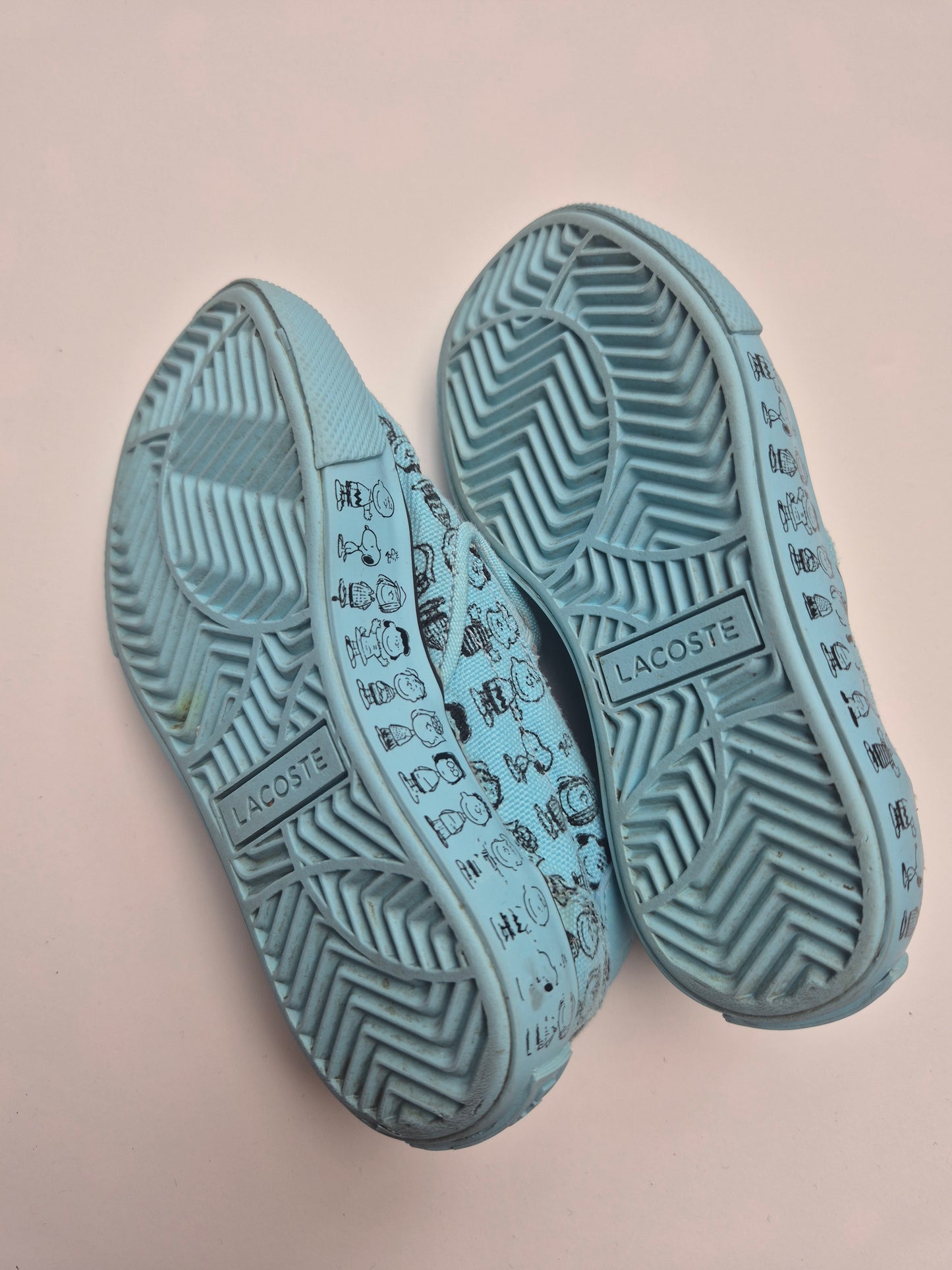 Lacoste x Snoopy slip-ons – maat 24