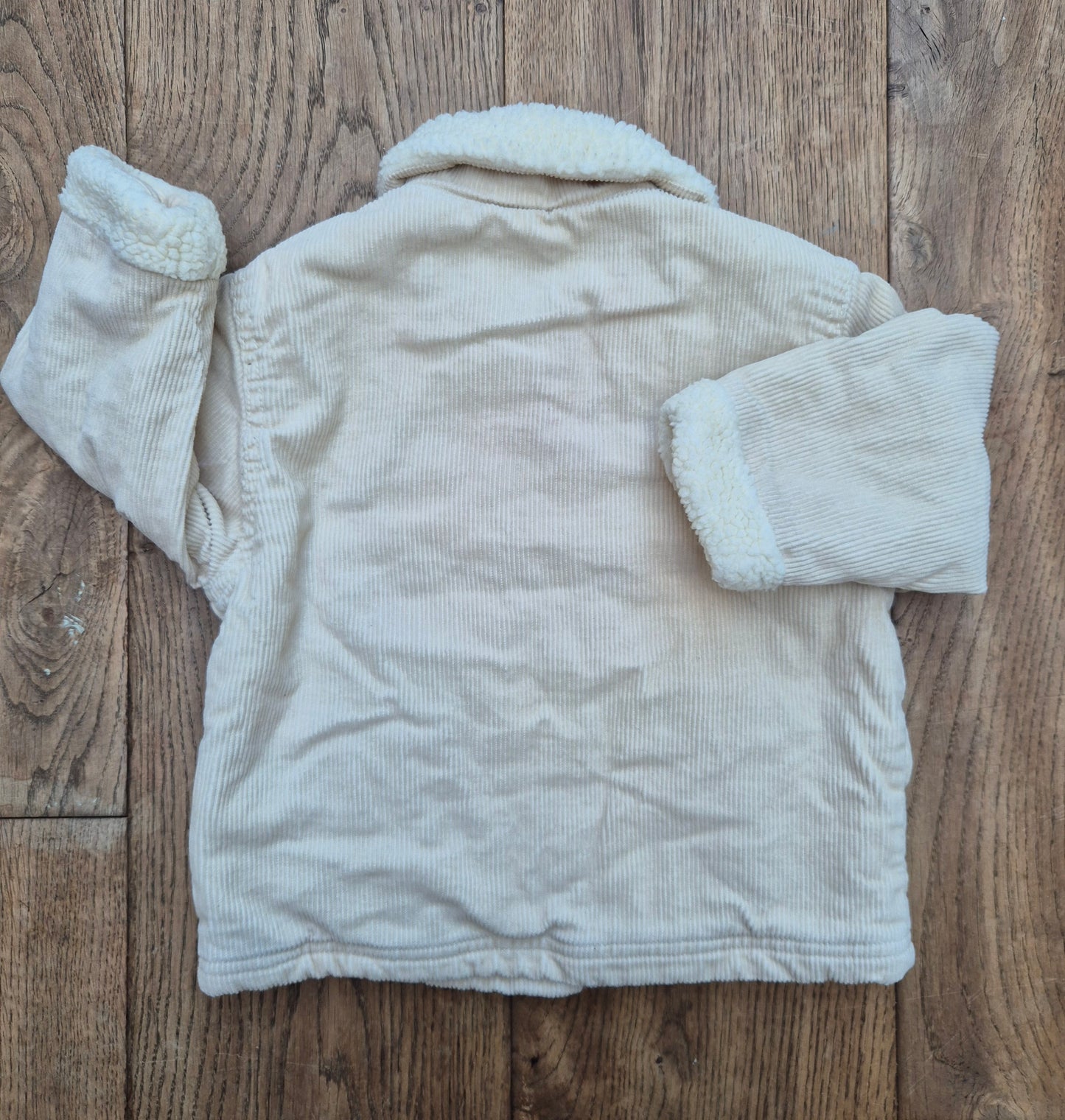 Crèmekleurig teddy jasje – maat 92 | 18 - 24 maanden