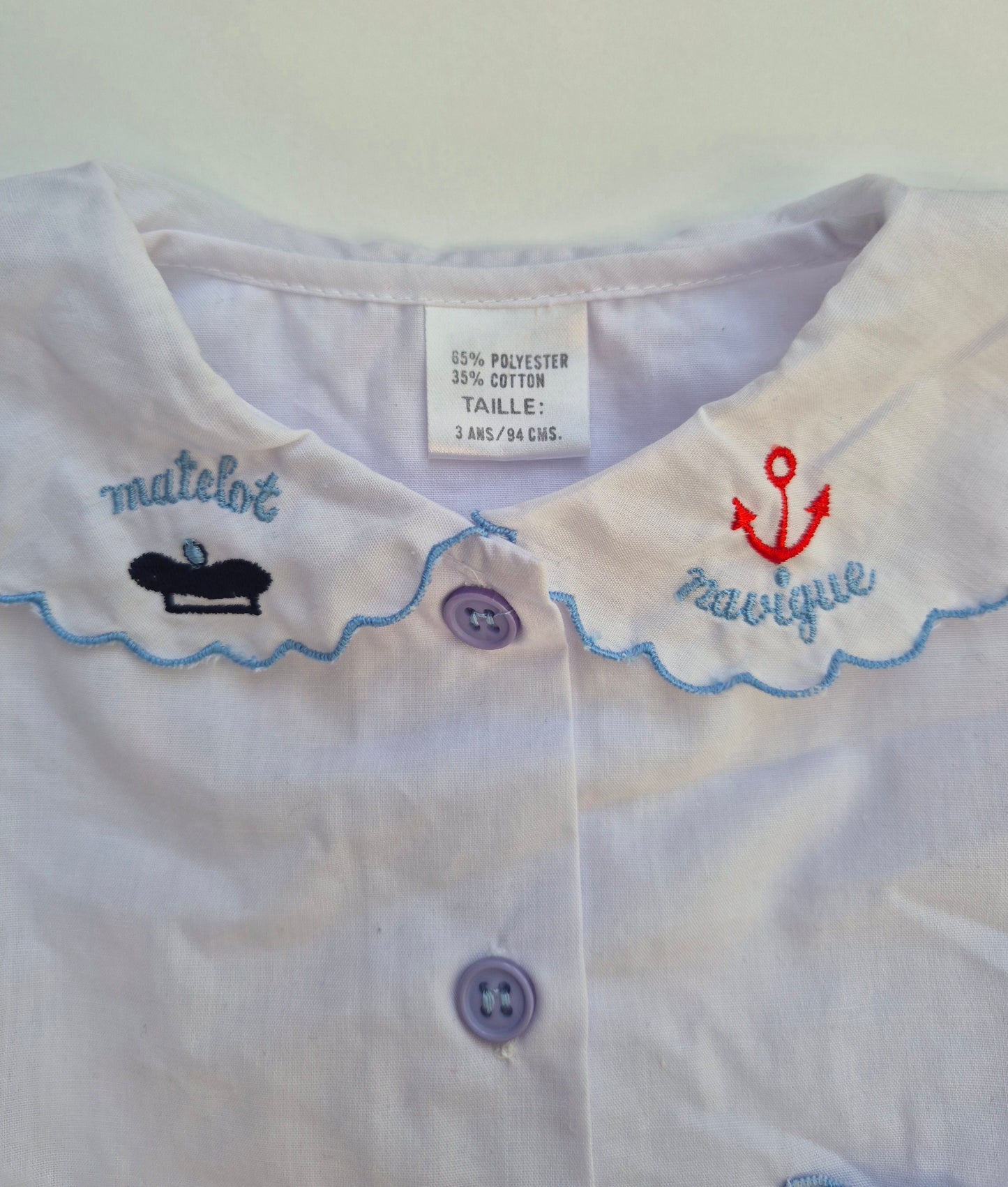 Witte blouse met blauwe details ‘matelot’ – maat 92 | 18 - 24 maanden