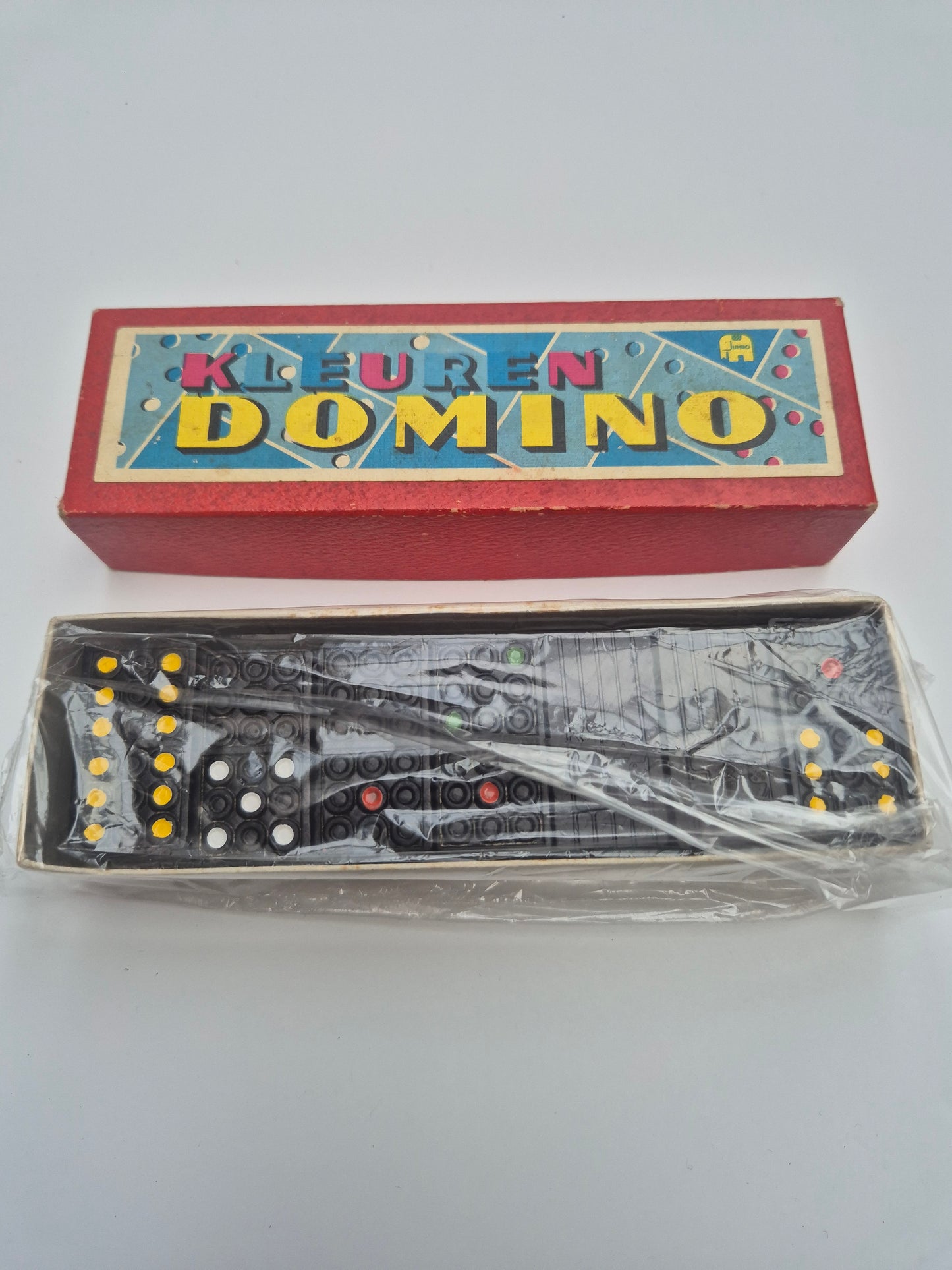Vintage Domino