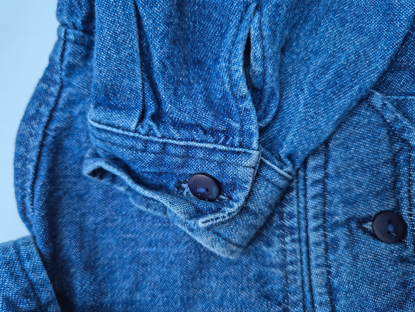 Denim jasje met karate-patches – maat 98 | 2 - 3 jaar