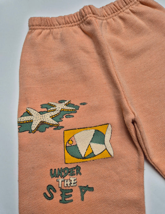 Zalmroze joggingbroek met vissen – maat 92 | 18 - 24 maanden