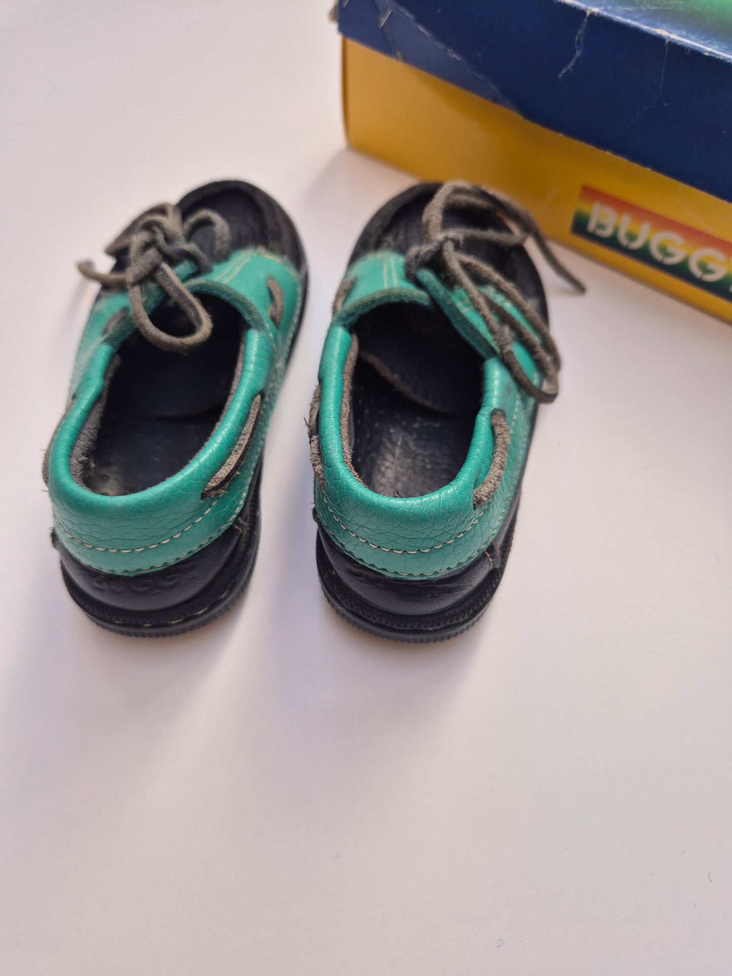 Buggy leren veterschoentjes – maat 25