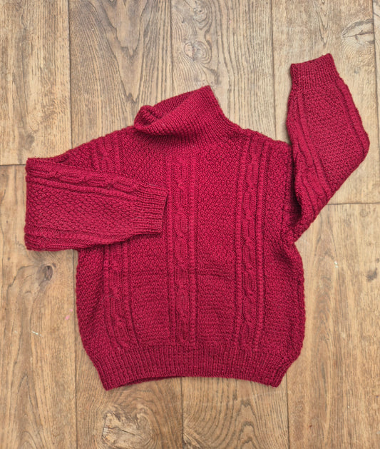 Dieprode kabeltrui met col – maat 104 | leeftijd 3 - 4 jaar