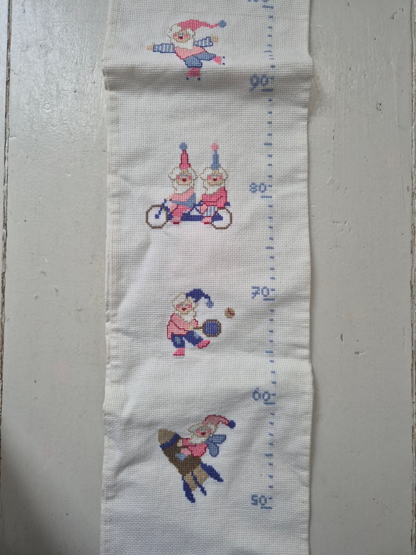 Groei meetlat stof met kabouters