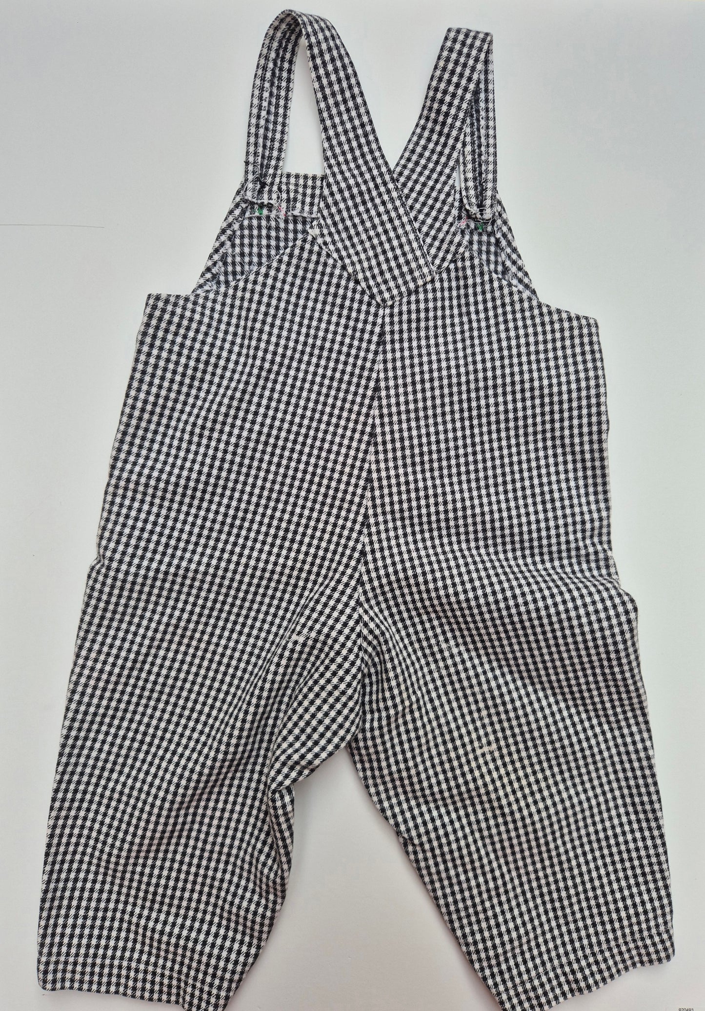 Zwart-wit geblokte tuinbroek – maat 86 | 12 - 18 maanden