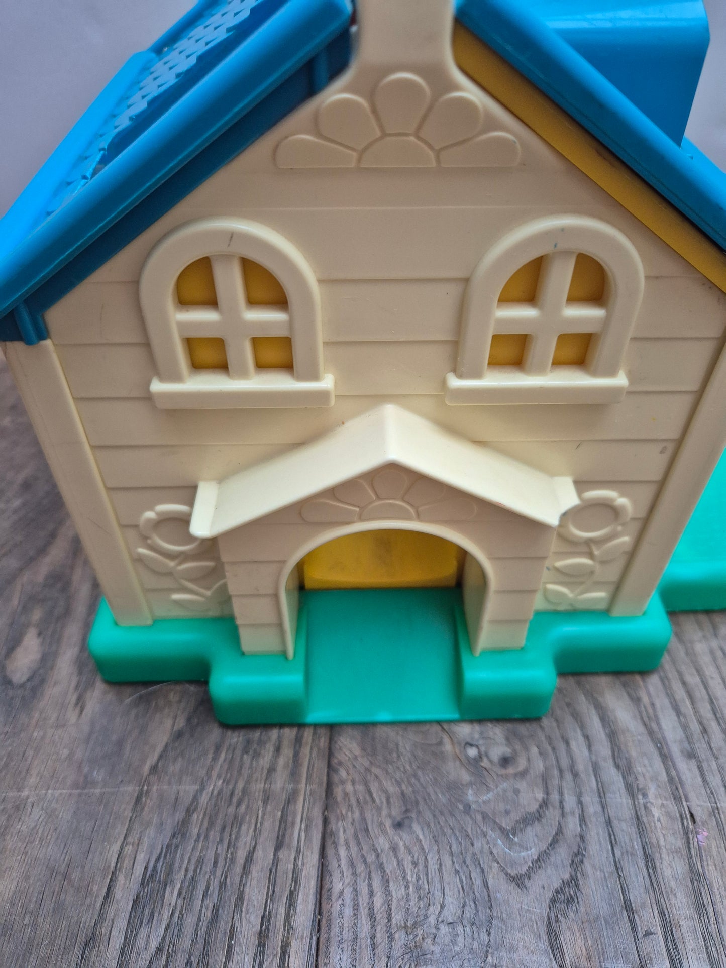 Fisher-Price huis met bel en knop