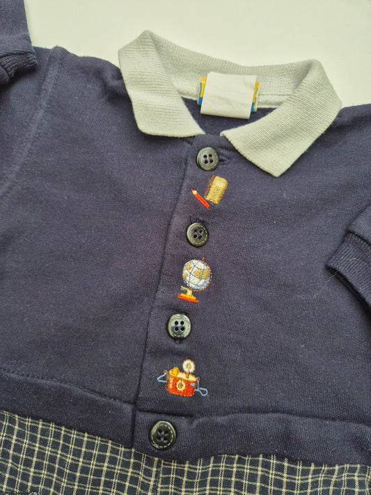 Blauw boxpakje met geruite broek en borduurtjes – maat 80 | 9 - 12  maanden