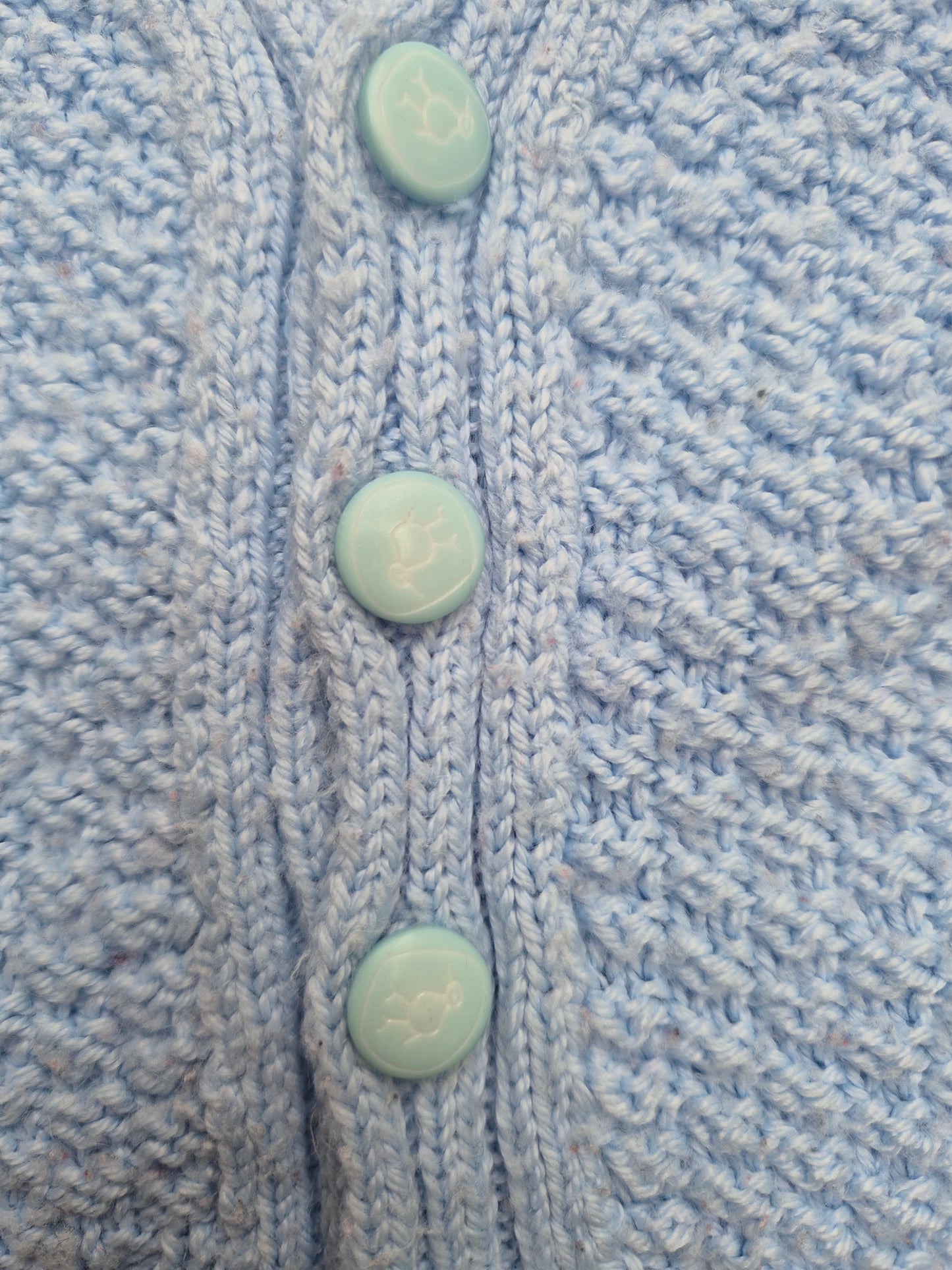 Lichtblauw gebreid vest met structuur – maat 80 | 9 - 12 maanden