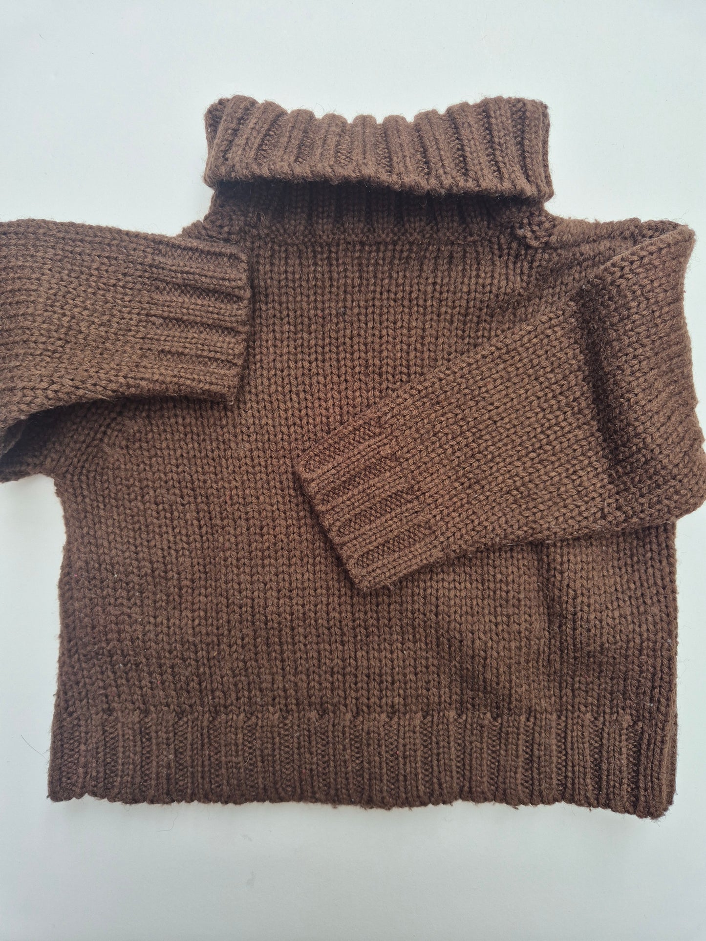 Bruine coltrui met kabelpatroon – maat 86 | 12 - 18 maanden