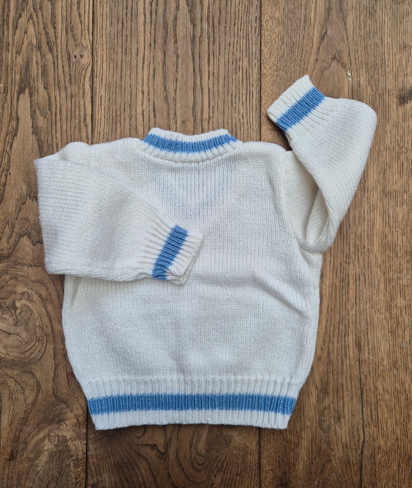 Trui met blauwe strepen – maat 92 | 18 - 24 maanden