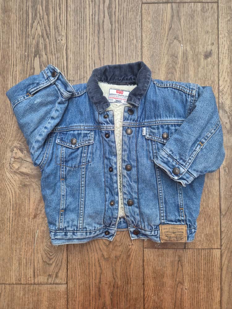 Levi’s spijkerjas met teddyvoering 92 | 18 - 24 maanden