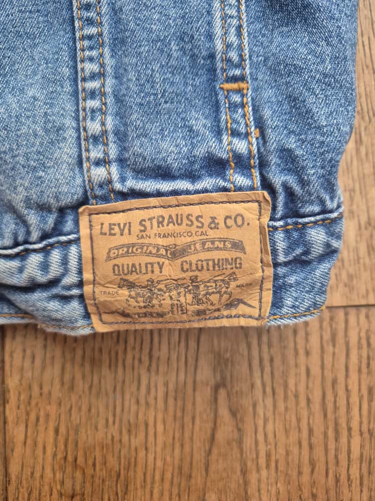 Levi’s spijkerjas met teddyvoering 92 | 18 - 24 maanden