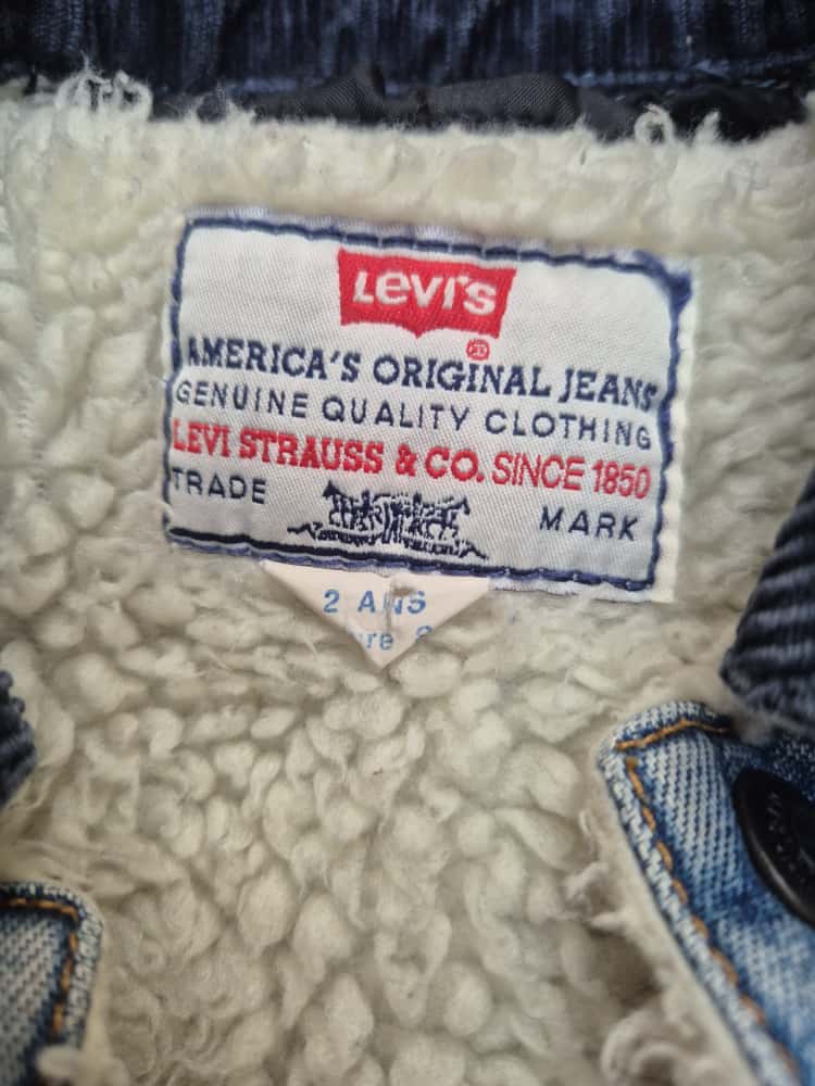 Levi’s spijkerjas met teddyvoering 92 | 18 - 24 maanden