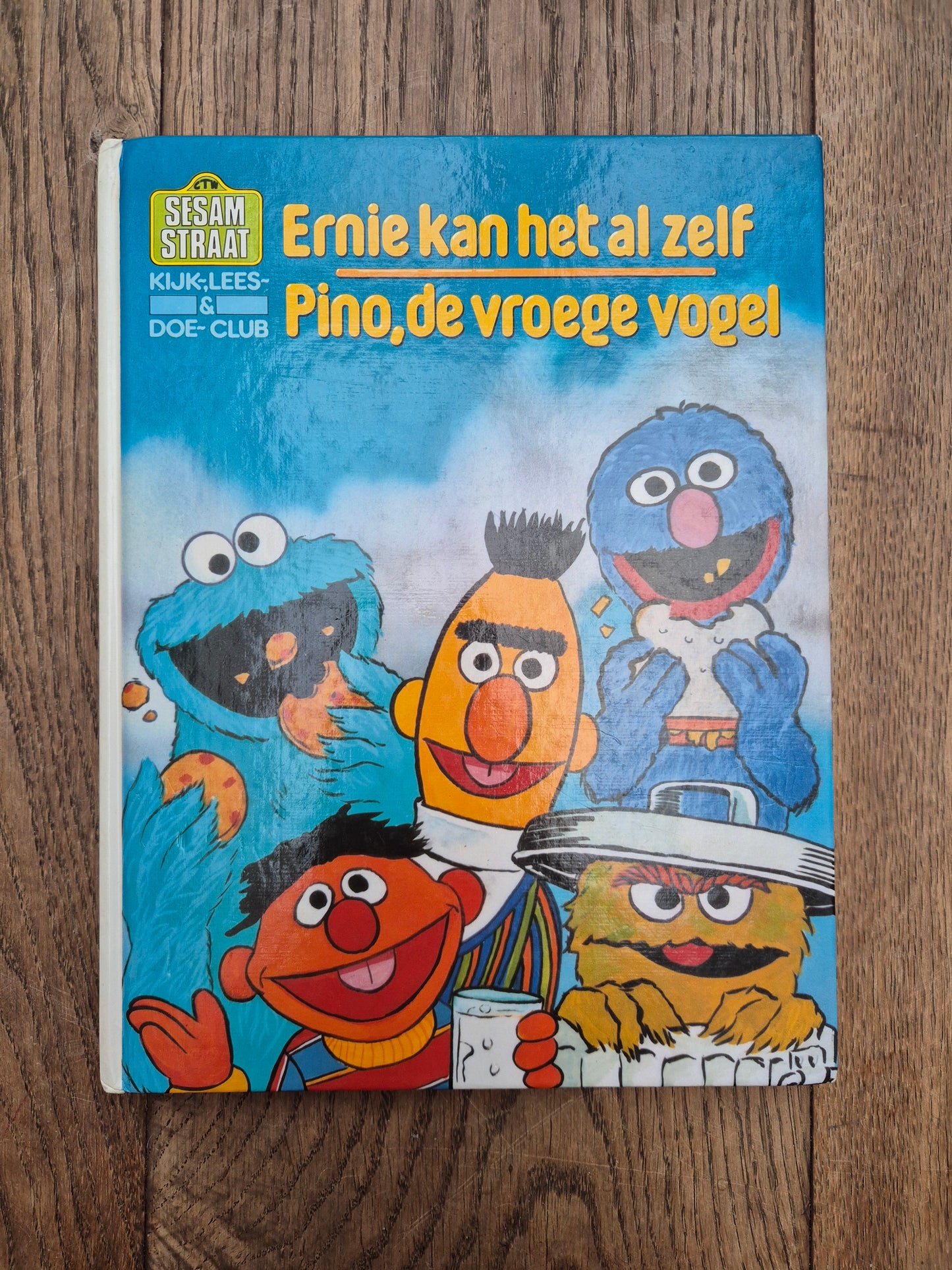 Sesamstraat boek – Ernie kan het al zelf / Pino, de vroege vogel